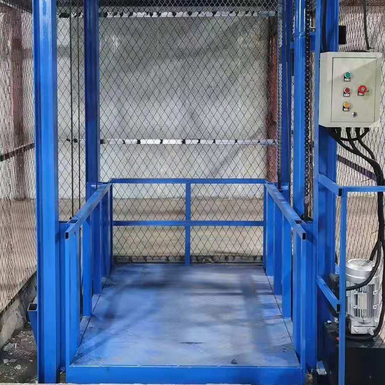 導(dǎo)軌式升降機 導(dǎo)軌式升降機