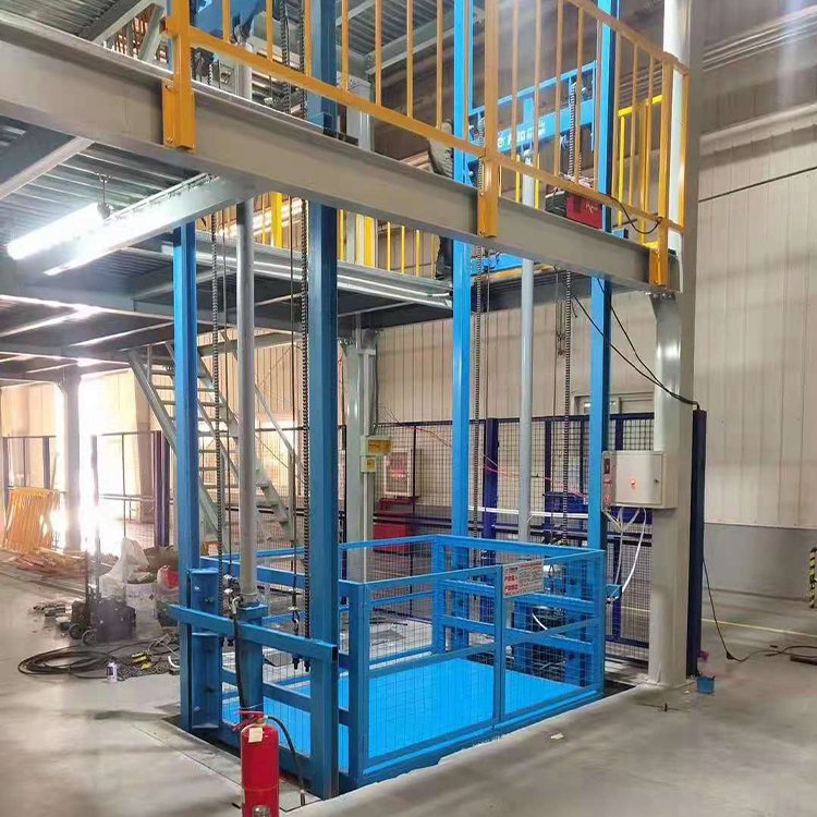 導(dǎo)軌式升降機 導(dǎo)軌式升降機